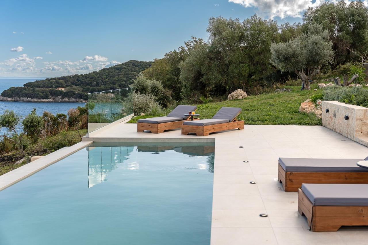 Ktima Agrapidos - Grandpa Villa Poros  Bagian luar foto